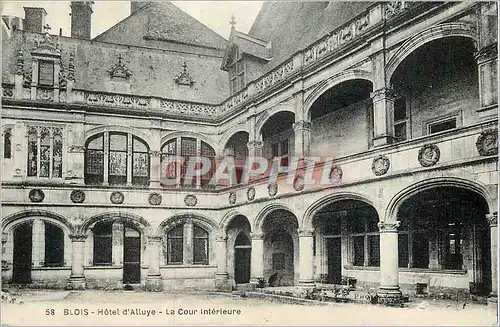 Cartes postales Blois Hotel d'Alluye la Cour Interieure