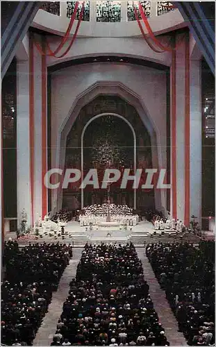 Cartes postales moderne L'Oratoire Saint Joseph du Mont Royal Interieur de la Basilique un jour de Fete