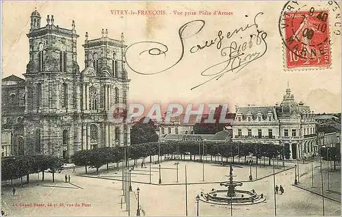 Cartes postales Vitry le Francois Vue Prise Place d'Armes