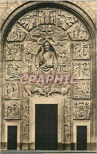 Cartes postales Paris Eglise des Etudiants (Sacre Coeur) christ Enseignant (Sculpture de la Facade)