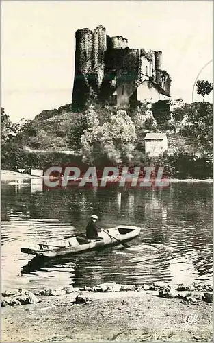 Cartes postales moderne Bourbon l'Archambault Le Chateau vue de L'Etang