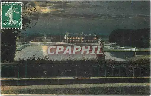 Cartes postales Chantilly Le Chateau Vue Generale Prise au Saut du Loup LL