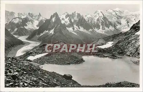 Cartes postales moderne Chamonix Le Lac Blanc et la Chaine du Mont Blanc