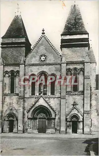 Cartes postales moderne Gournay en Bray (SMme) L'Eglise St Hildevert