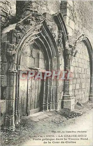 Cartes postales La Chaise Dieu Porte Gothique dans la Travee Nord de la Cour du Cloitre