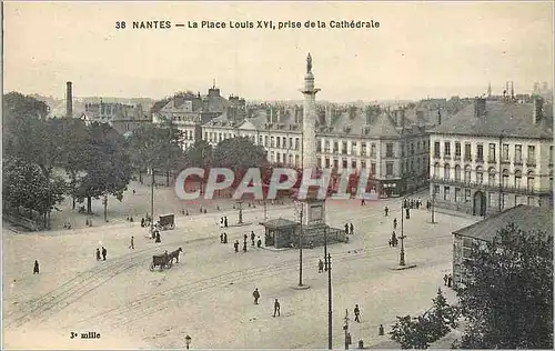 Ansichtskarte AK Nantes La Place Louis XVI Pris de la Cathedrale