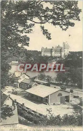 Cartes postales Pierrefonds La Gare L'Etang et le Ch�teau Train