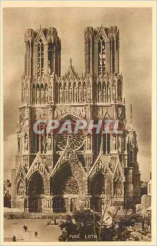 Cartes postales La Cathedrale de Reims Apres la Guerre Collection Champagne Pommery et Gremo Reims