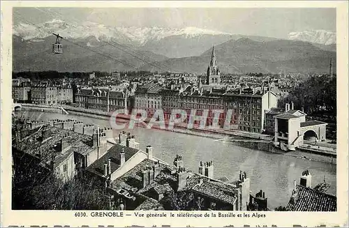 Cartes postales Grenoble Vue Generale Le Teleferique de la Bastille et les Alpes