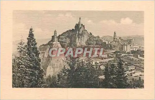 Cartes postales le Puy Vue prise a Travers les Pins