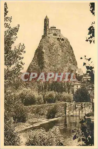 Cartes postales le Puy (Haute Loire) la Chapelle et le Rocher St Michel d'Aiguilhe