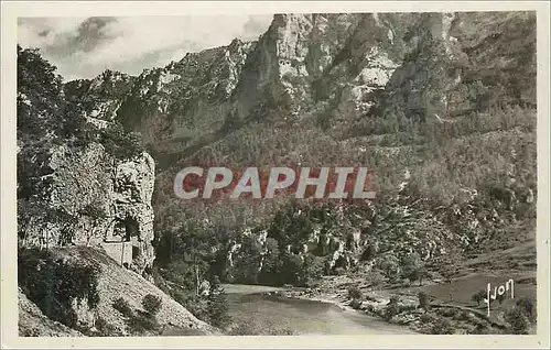 Cartes postales moderne Gorges du tarn environs de la malene(lozere) le tarn et le tunnel de la croze