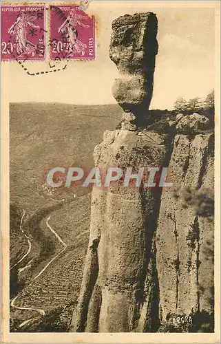 Cartes postales 27 vallee de la jonte le vase de sevres au fond peyreleau le rosier