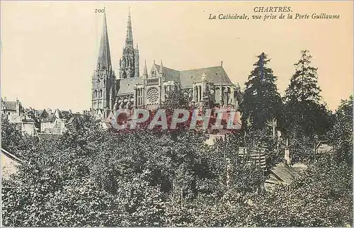 Cartes postales Chartres la cathedrale vue prise de la porte guillaume
