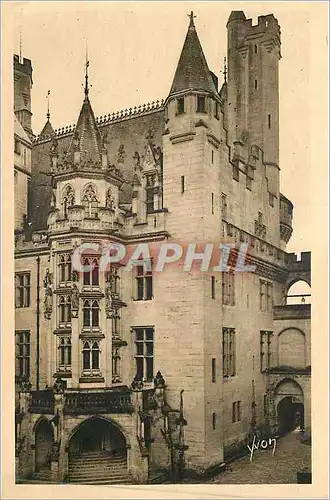 Cartes postales La douce france chateau de pierrefonds (oise) l entree du chateau