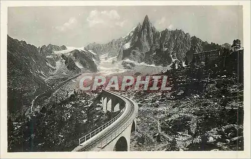 Cartes postales moderne 73 chamonix chemin de fer de montenvers hotel