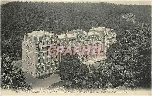 Ansichtskarte AK Bagnoles de L'Orne Le Nouvel Hotel des Bains une Prise du Parc