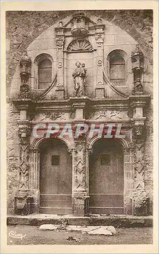 Cartes postales Ainay le Chateau (Allier) Les Portes de l'Eglise