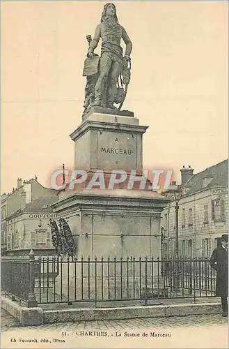 Ansichtskarte AK Chartres La Statue de Marceau