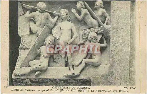 Ansichtskarte AK Cathedrale de Bourges Detail du Tympan du Grand Portail La resurrection des morts