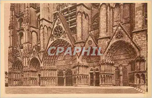 Ansichtskarte AK Bourges La Cathedrale Le Portail Occidental