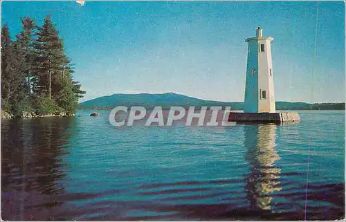 Cartes postales moderne Lakeside Lighthouse With Mt Sunapeer in the Distance Across lake Sunapee N H