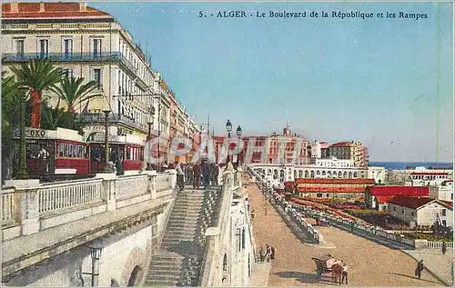 Cartes postales Alger Le Boulevard de la Republique et les Rampes Tramway