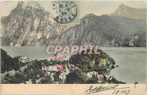 Cartes postales Ville au bord d'un lac