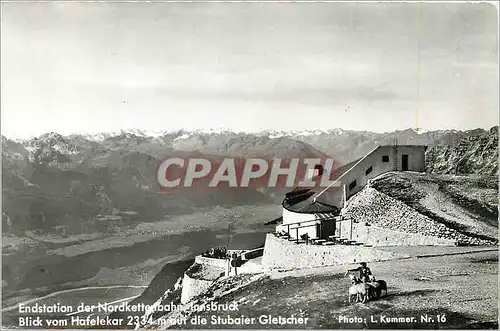 Cartes postales moderne Endstation der Nordketterbahn Lansbruck Blick vom Hafelekar 2334m auf die Stubaier Gletscher