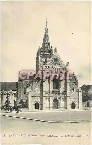 Ansichtskarte AK Laval L'Eglise Notre Dame d'Avesnieres Le Cote du Portail