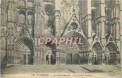 Ansichtskarte AK Bourges La Cathedrale Les Cinq Portails