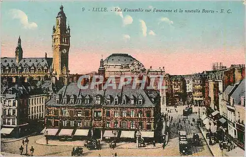 Cartes postales Lille Vue D'Ensemble sur L'Ancienne et La Nouvelle Bourse EC Tramway