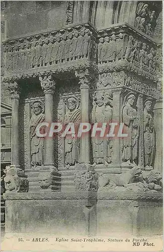 Cartes postales Arles Eglise Saint Trophime Statues du Porche