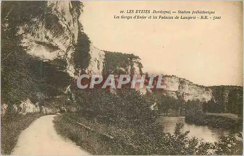 Ansichtskarte AK les Eyzies Dordogne Station Prehistorique les Gorges d'Enfer et les Falaises de Laugerie