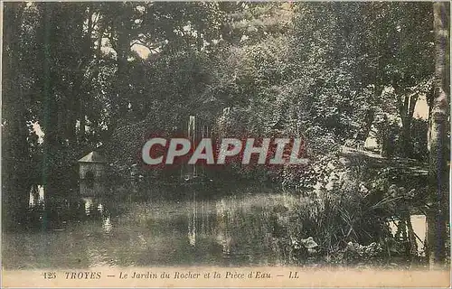 Ansichtskarte AK Troyes le Jardin du Rocher et la Piece d'Eau