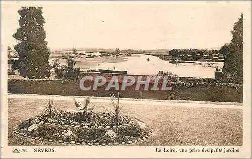 Cartes postales Nevers la Loire vue prise des Petits Jardins