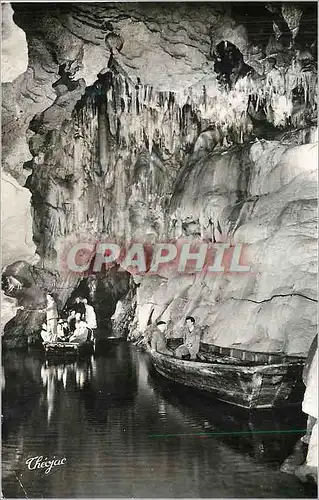 Cartes postales moderne Grottes De Betharram La Riviere Souterraine au Palais des Fees