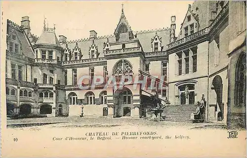 Cartes postales Chateau de Pierrefonds Cour d'Honneur Le Beffroi