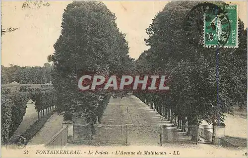 Ansichtskarte AK Fontainebleau Le Palais L'Avenue de Maintenon