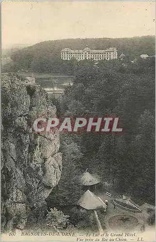 Cartes postales Bagnoles de l'Orne Le Lac et le Grand Hotel Vue Prise du Roc au Chien