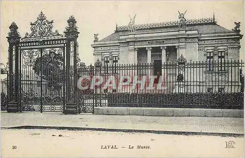 Cartes postales Laval Le Musee