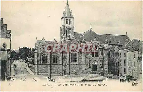 Ansichtskarte AK Laval La Cathedrale et la Place du Marche