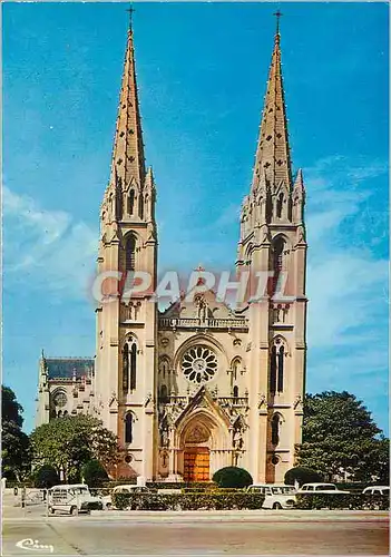 Cartes postales moderne Nimes(Gard) l'Eglise des Carmes
