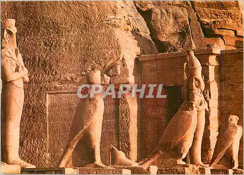 Cartes postales moderne Egypt Some statues of Abou Simbel Rock Temple of Ramses II