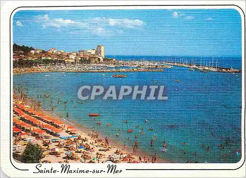 Cartes postales moderne Sainte Maxime sur Mer Var Un coin de la plage et le port