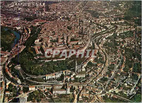 Cartes postales moderne Angouleme Vue generale de la Ville avec ses remparts
