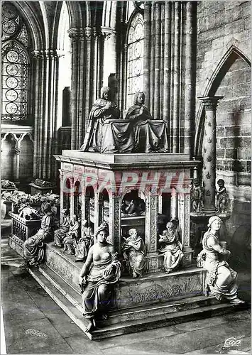 Cartes postales moderne Basilique de Saint Denys Tombeau de Louis XII et d Anne de Bretagne