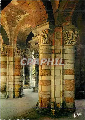 Cartes postales moderne Saint Benoit sur Loire Loiret La basilique Colonnes et chapiteaux de la tour porche