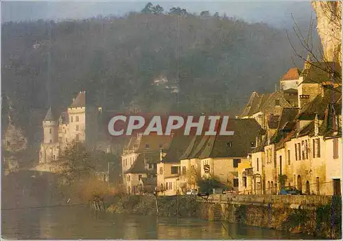 Cartes postales moderne Les berges de la Dordogne La Roque Gageac Le village entasse au bord de la riviere