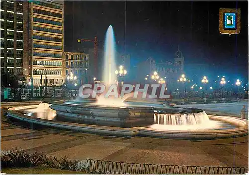 Cartes postales moderne Madrid Place d Espagne Fontaine lumineuse